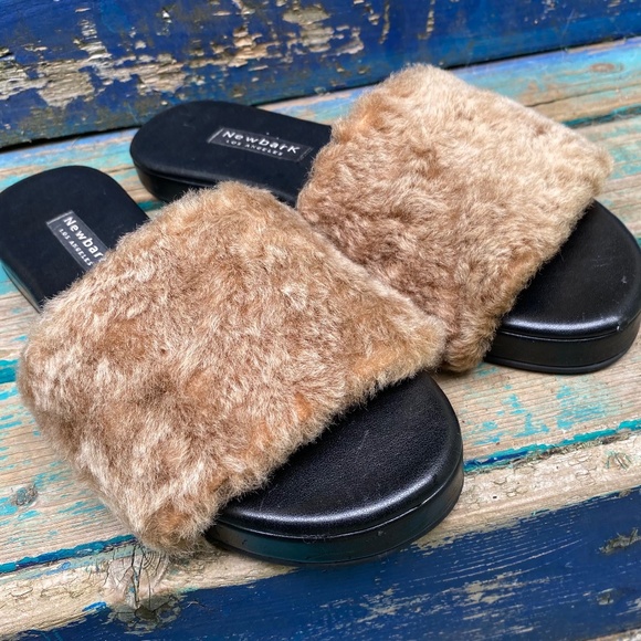 NEWBARK Los Angeles Frankie shearling slides - Picture 1 of 9